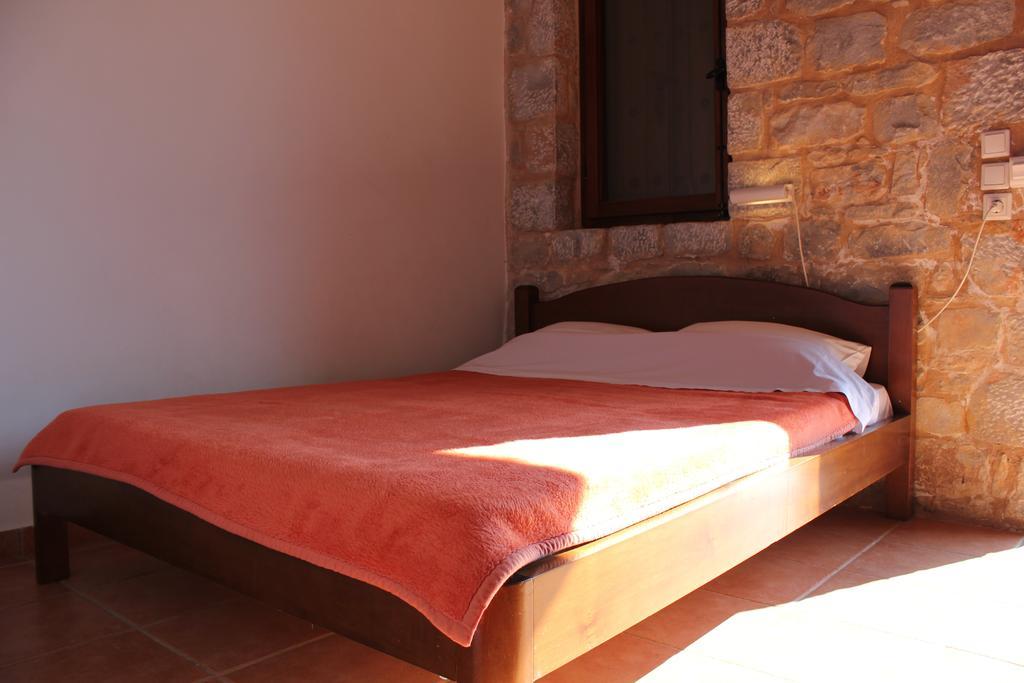 Exo Nimfion Lalloudes Seaside Accommodation الغرفة الصورة
