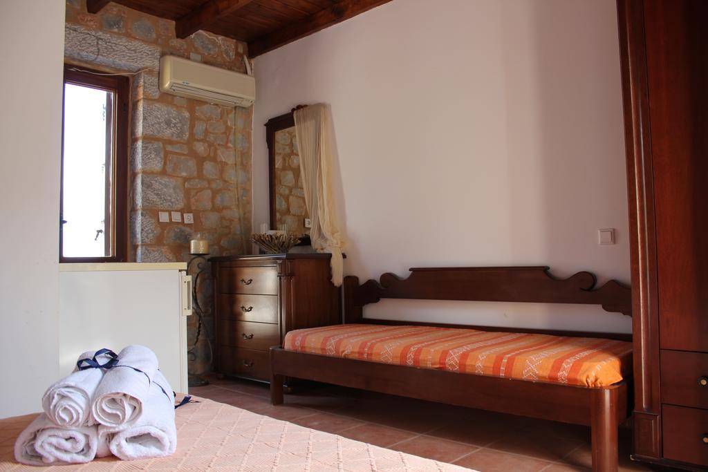 Exo Nimfion Lalloudes Seaside Accommodation الغرفة الصورة